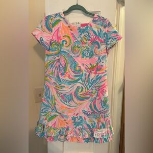 Lilly Pulitzer Masey Romper
Multicolor Carnivale Coral Size 6